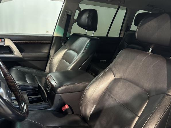 Toyota Land Cruiser 200 Series с пробегом 2011 года, цена 3 590 000 рублей, 240962 км, внедорожник, Автокод Объявления