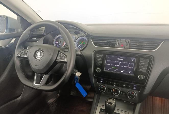 Skoda Octavia III (A7) с пробегом 2017 года, цена 1 700 000 рублей, 127100 км, лифтбек, Автокод Объявления