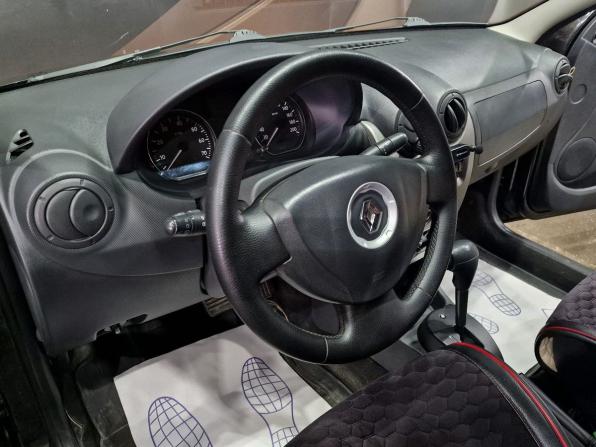 Renault Logan I Рестайлинг с пробегом 2015 года, цена 750 000 рублей, 166630 км, седан, Автокод Объявления
