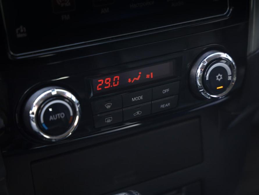 Mitsubishi Pajero IV Рестайлинг 2 Санкт-Петербург  - изображение 18