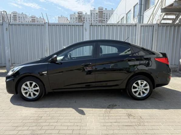 Hyundai Solaris I с пробегом 2012 года, цена 699 000 рублей, 155585 км, седан, Автокод Объявления