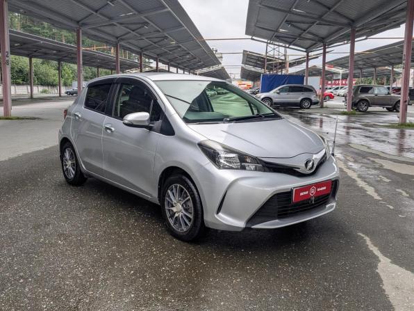 Toyota Vitz III (XP130) Рестайлинг с пробегом 2014 года, цена 859 900 рублей, 149000 км, хэтчбек, Автокод Объявления