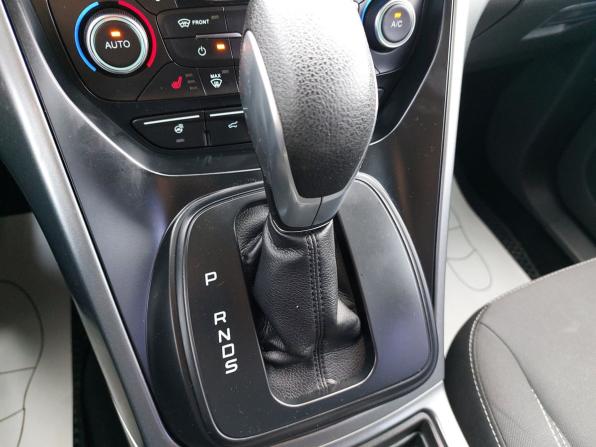 Ford Kuga II Рестайлинг с пробегом 2017 года, цена 1 350 000 рублей, 154332 км, внедорожник, Автокод Объявления