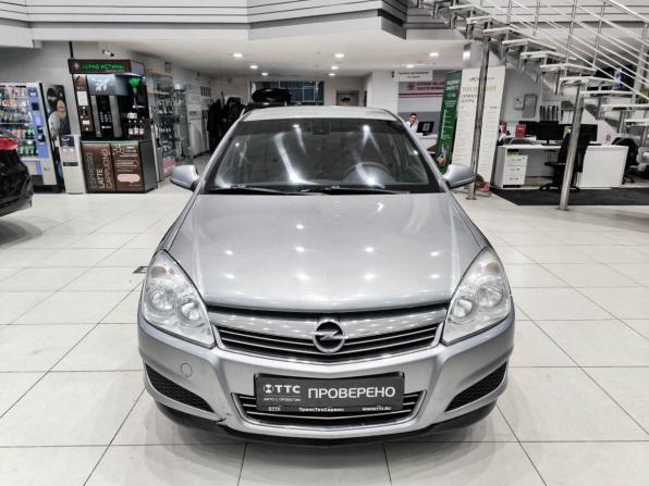 Opel Astra H Рестайлинг с пробегом 2013 года, цена 399 000 рублей, 336590 км, седан, Автокод Объявления