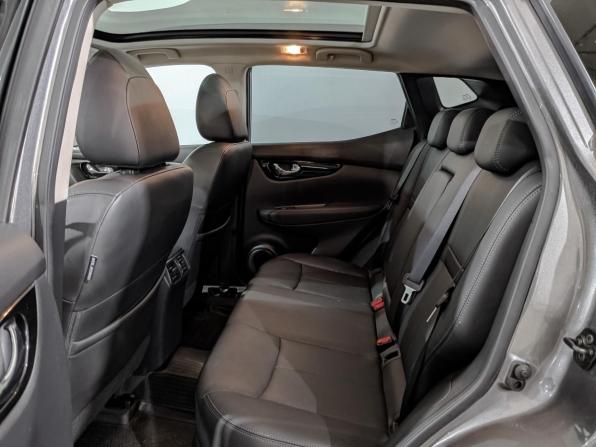 Nissan Qashqai II с пробегом 2018 года, цена 2 099 000 рублей, 97983 км, внедорожник, Автокод Объявления