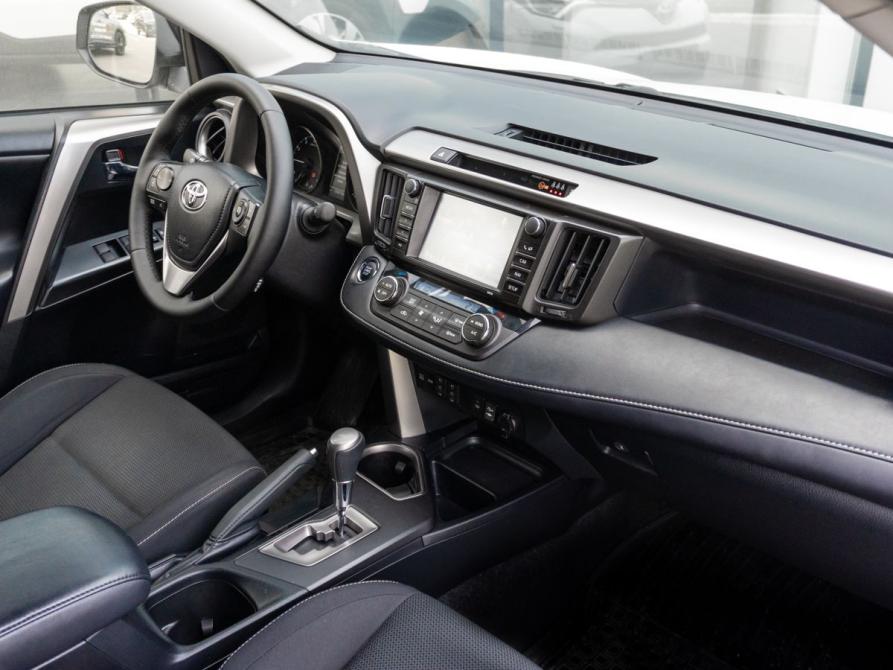 Toyota RAV4 IV (XA40) Рестайлинг Казань  - изображение 5