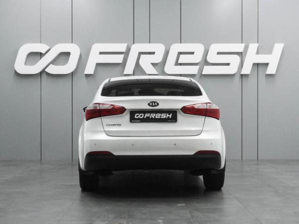 Kia Cerato III с пробегом 2015 года, цена 999 000 рублей, 224423 км, седан, Автокод Объявления