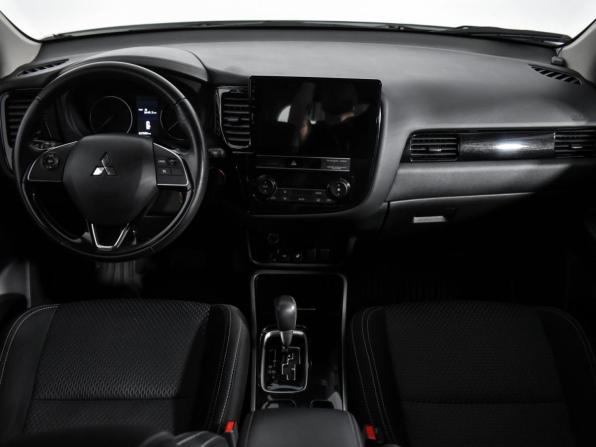 Mitsubishi Outlander III Рестайлинг 3 с пробегом 2019 года, цена 2 549 000 рублей, 37867 км, внедорожник, Автокод Объявления
