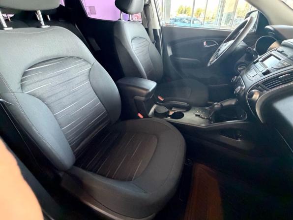 Hyundai ix35 I Рестайлинг с пробегом 2015 года, цена 1 450 000 рублей, 164000 км, внедорожник, Автокод Объявления