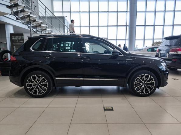Volkswagen Tiguan II с пробегом 2018 года, цена 2 930 000 рублей, 143650 км, внедорожник, Автокод Объявления