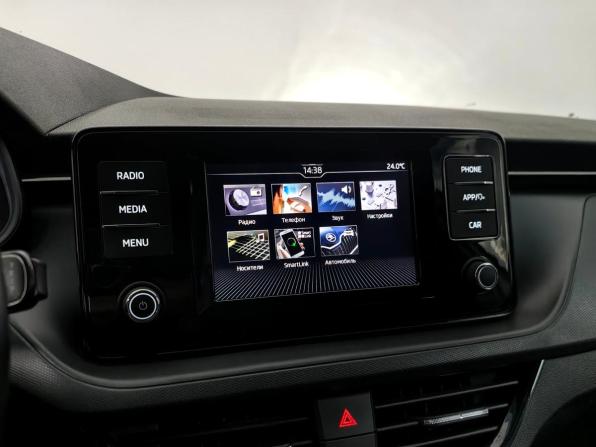 Skoda Rapid II с пробегом 2021 года, цена 1 699 000 рублей, 29940 км, лифтбек, Автокод Объявления