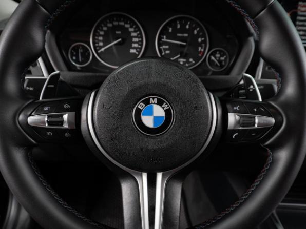 BMW 3 серии VI (F3x) Рестайлинг с пробегом 2018 года, цена 2 249 000 рублей, 176311 км, седан, Автокод Объявления