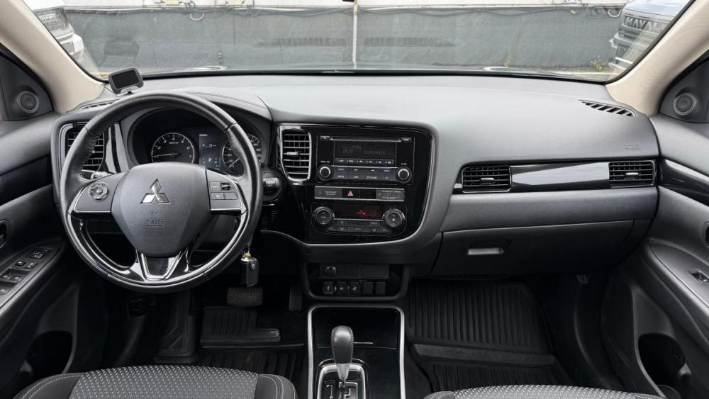 Mitsubishi Outlander III Рестайлинг 3 Санкт-Петербург  - изображение 7