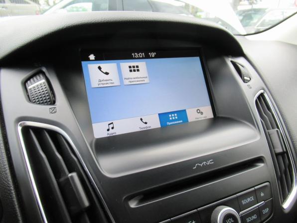 Ford Focus III Рестайлинг с пробегом 2018 года, цена 1 360 000 рублей, 109291 км, хэтчбек, Автокод Объявления