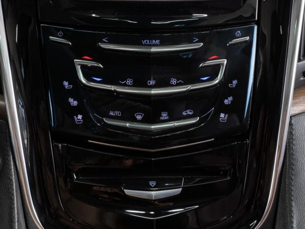 Cadillac Escalade IV с пробегом 2015 года, цена 3 999 000 рублей, 141726 км, внедорожник, Автокод Объявления