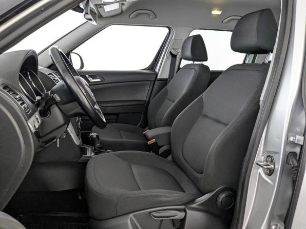 Skoda Yeti I с пробегом 2013 года, цена 1 295 000 рублей, 51124 км, внедорожник, Автокод Объявления