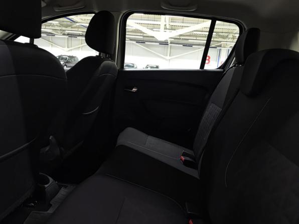 Renault Sandero II с пробегом 2016 года, цена 910 000 рублей, 96401 км, хэтчбек, Автокод Объявления