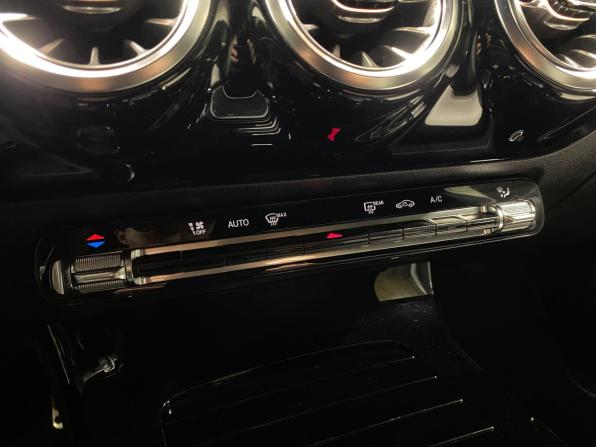 Mercedes-Benz CLA II (C118 X118) с пробегом 2022 года, цена 3 190 000 рублей, 59419 км, седан, Автокод Объявления