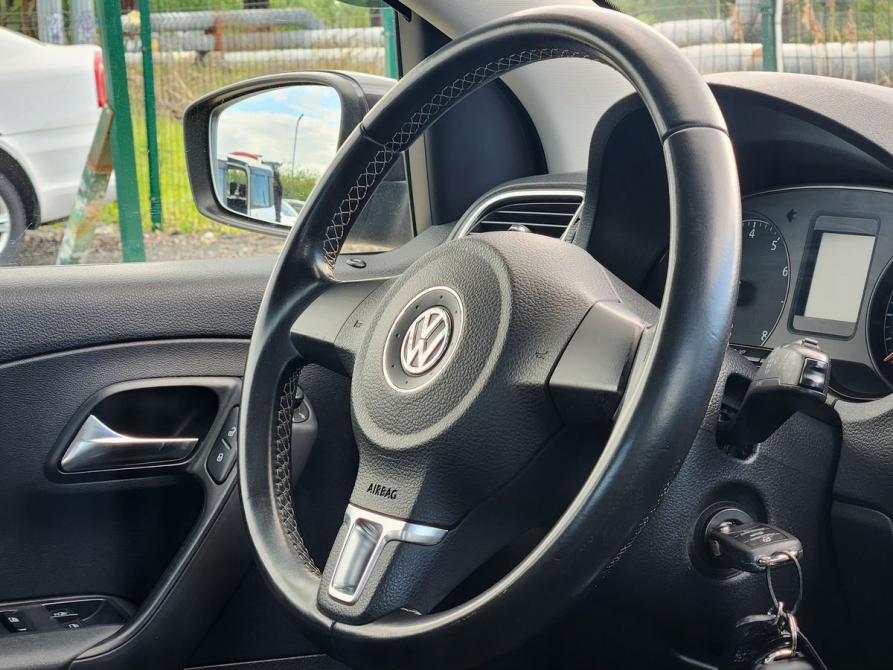 Volkswagen Polo V Санкт-Петербург  - изображение 13