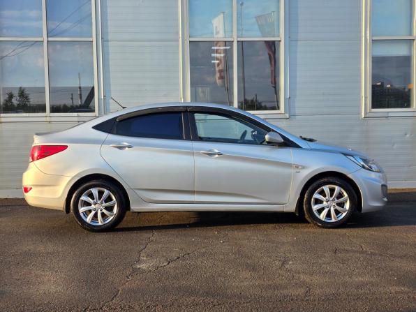 Hyundai Solaris I с пробегом 2014 года, цена 840 000 рублей, 105900 км, седан, Автокод Объявления
