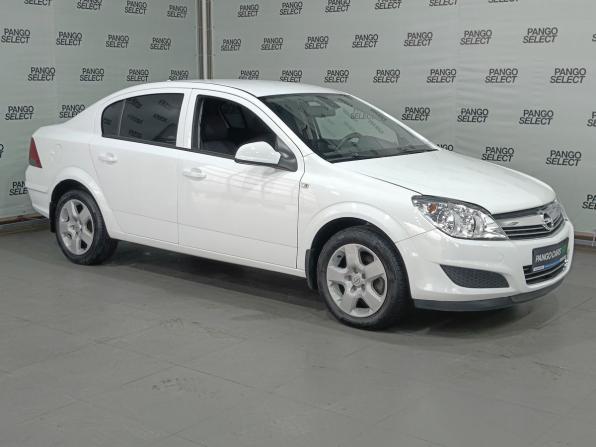 Opel Astra H Рестайлинг с пробегом 2013 года, цена 675 000 рублей, 147529 км, седан, Автокод Объявления