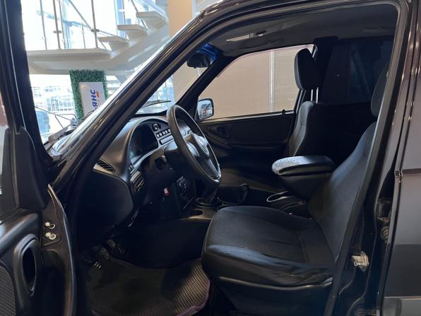Chevrolet Niva I Рестайлинг с пробегом 2013 года, цена 489 000 рублей, 191232 км, внедорожник, Автокод Объявления