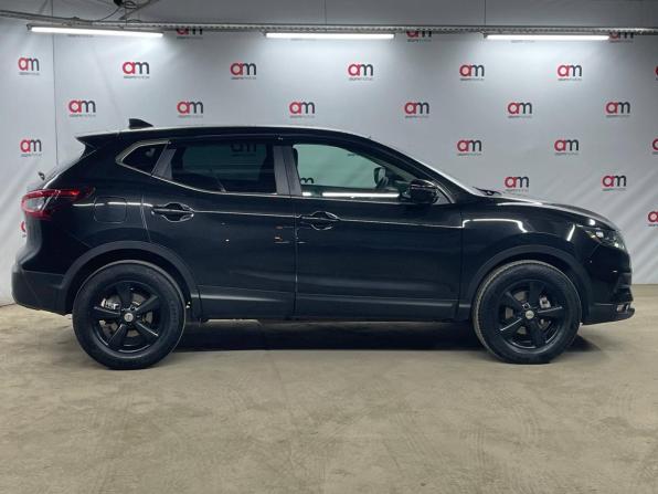 Nissan Qashqai II с пробегом 2018 года, цена 1 499 000 рублей, 93000 км, внедорожник, Автокод Объявления