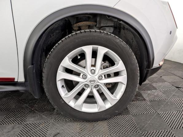 Nissan Juke I Рестайлинг с пробегом 2015 года, цена 1 350 000 рублей, 107987 км, внедорожник, Автокод Объявления