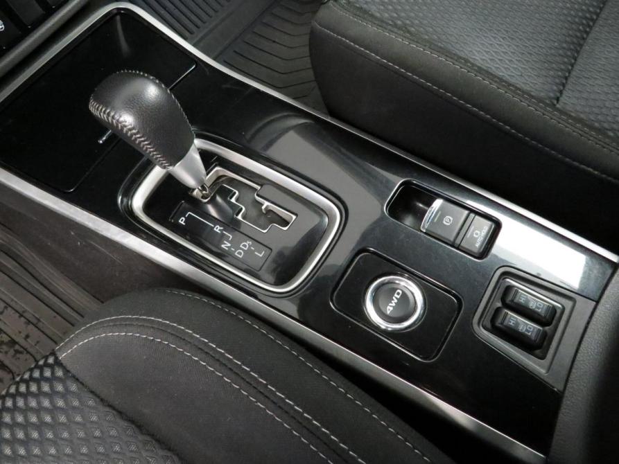 Mitsubishi Outlander III Рестайлинг 3 Санкт-Петербург  - изображение 12