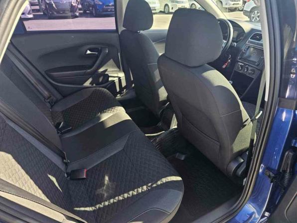 Volkswagen Polo V Рестайлинг с пробегом 2018 года, цена 1 299 995 рублей, 83643 км, седан, Автокод Объявления