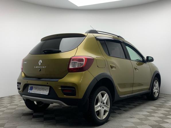 Renault Sandero II с пробегом 2016 года, цена 889 000 рублей, 131278 км, хэтчбек, Автокод Объявления