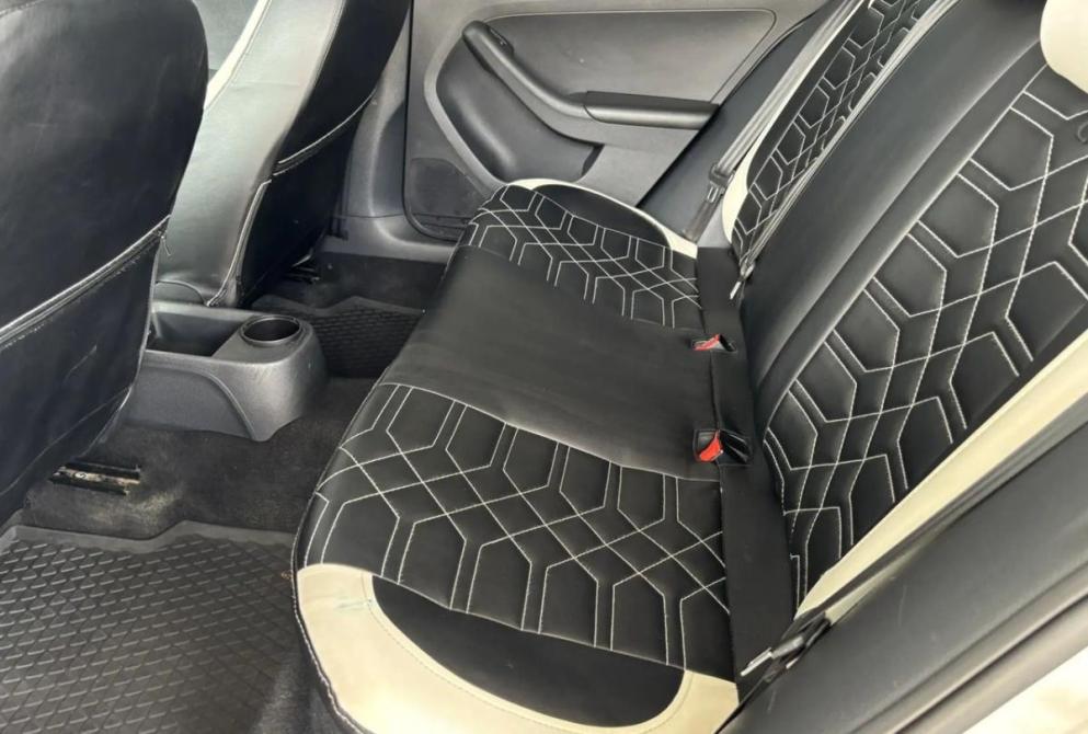 Volkswagen Jetta VI Киров  - изображение 14