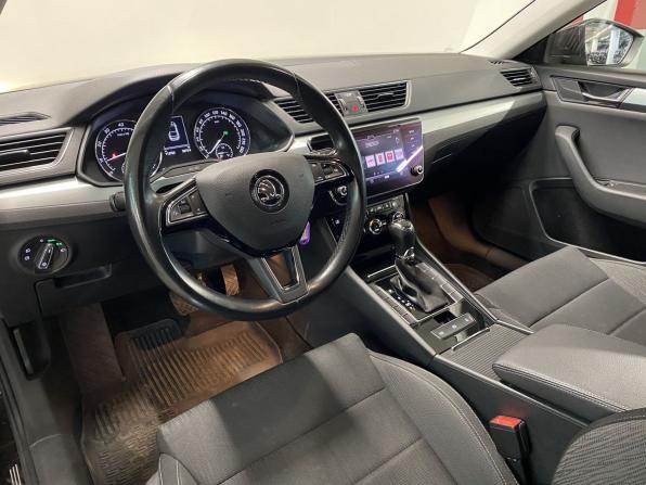 Skoda Superb III с пробегом 2019 года, цена 1 770 000 рублей, 112761 км, лифтбек, Автокод Объявления