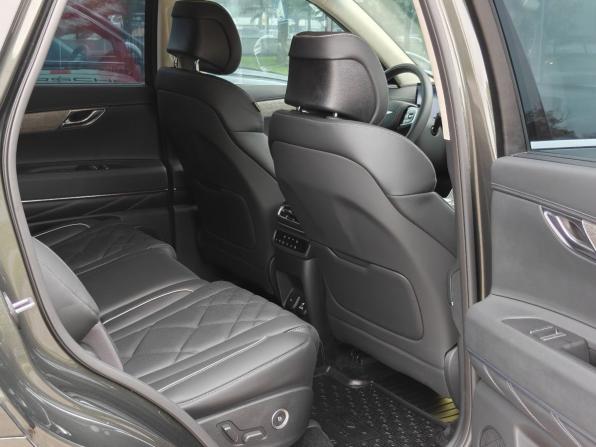 Genesis GV80 I с пробегом 2024 года, цена 9 700 000 рублей, 5700 км, внедорожник, Автокод Объявления