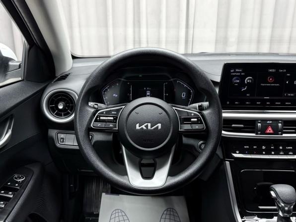 Kia K3 II (China Market) Рестайлинг с пробегом 2022 года, цена 1 829 000 рублей, 18000 км, седан, Автокод Объявления