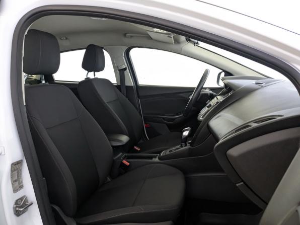 Ford Focus III Рестайлинг с пробегом 2018 года, цена 1 200 000 рублей, 87556 км, хэтчбек, Автокод Объявления