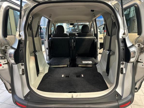 Toyota Sienta II с пробегом 2018 года, цена 1 450 000 рублей, 124200 км, минивэн, Автокод Объявления