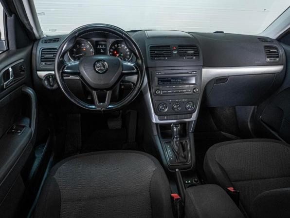 Skoda Yeti I Рестайлинг с пробегом 2014 года, цена 1 029 000 рублей, 108951 км, внедорожник, Автокод Объявления