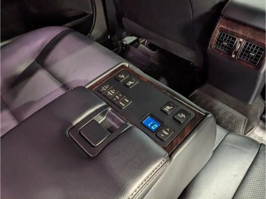 Toyota Camry VII (XV50) Рестайлинг Пермь  - изображение 28