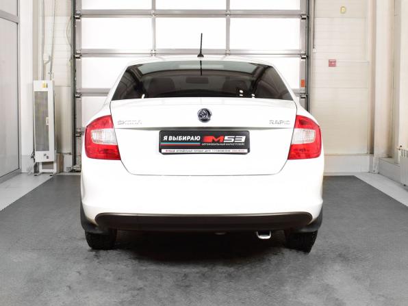 Skoda Rapid I с пробегом 2015 года, цена 805 995 рублей, 207360 км, лифтбек, Автокод Объявления