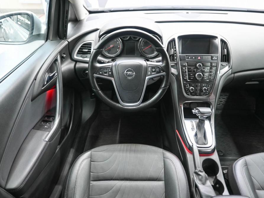 Opel Astra J Рестайлинг Ростов-на-Дону  - изображение 9