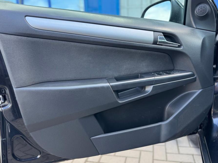 Opel Astra H Рестайлинг Ростов-на-Дону  - изображение 12