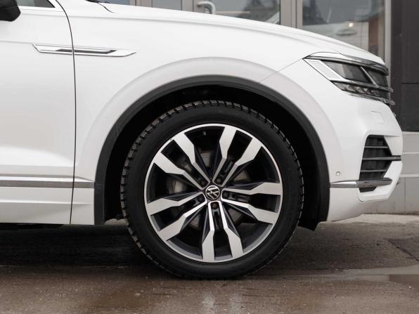 Volkswagen Touareg III с пробегом 2021 года, цена 5 380 000 рублей, 124168 км, внедорожник, Автокод Объявления