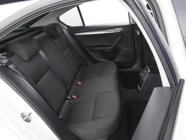 Skoda Octavia III (A7) Рестайлинг с пробегом 2019 года, цена 1 225 456 рублей, 162495 км, лифтбек, Автокод Объявления