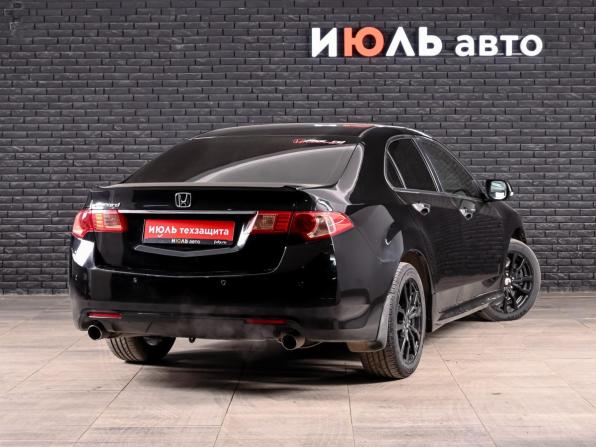Honda Accord VIII Рестайлинг с пробегом 2011 года, цена 1 300 000 рублей, 240177 км, седан, Автокод Объявления