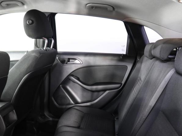 Mercedes-Benz B-Класс II (W246) с пробегом 2012 года, цена 1 030 000 рублей, 180760 км, хэтчбек, Автокод Объявления