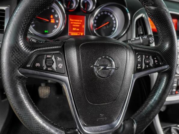 Opel Astra J Рестайлинг с пробегом 2012 года, цена 749 000 рублей, 203598 км, хэтчбек, Автокод Объявления