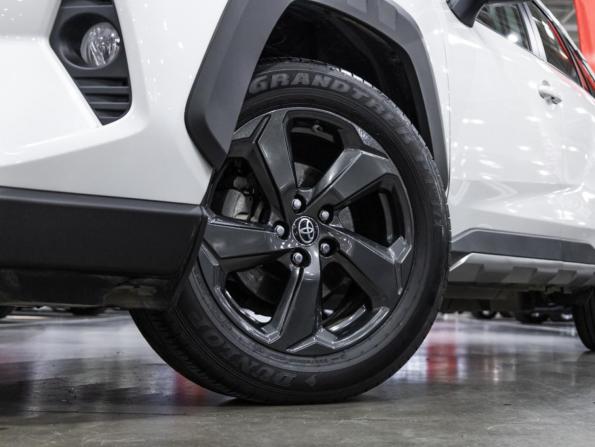 Toyota RAV4 V (XA50) с пробегом 2022 года, цена 3 699 700 рублей, 45697 км, внедорожник, Автокод Объявления