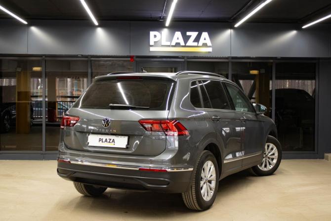 Volkswagen Tiguan II Рестайлинг с пробегом 2021 года, цена 2 599 000 рублей, 172678 км, внедорожник, Автокод Объявления