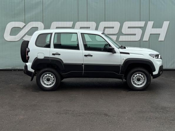 Lada (ВАЗ) Niva с пробегом 2024 года, цена 1 249 000 рублей, 9 км, внедорожник, Автокод Объявления